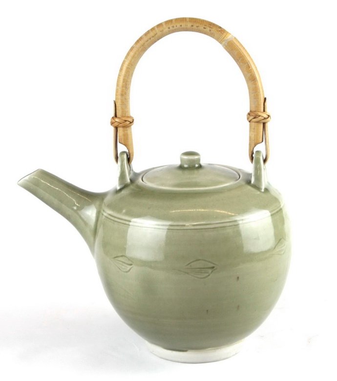 'Ochre' porcelain teapot, h.16cm