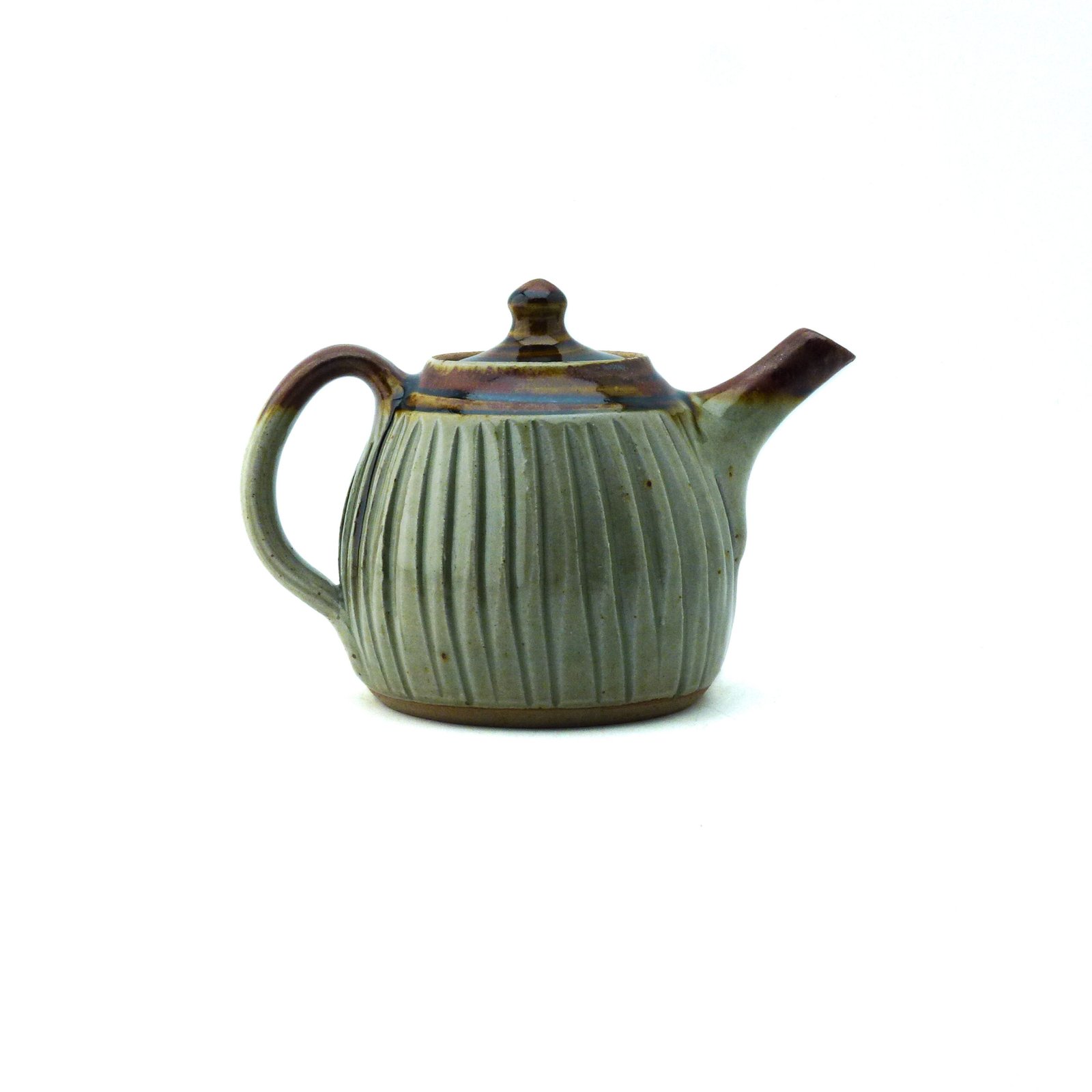 Stoneware teapot h:16 cm