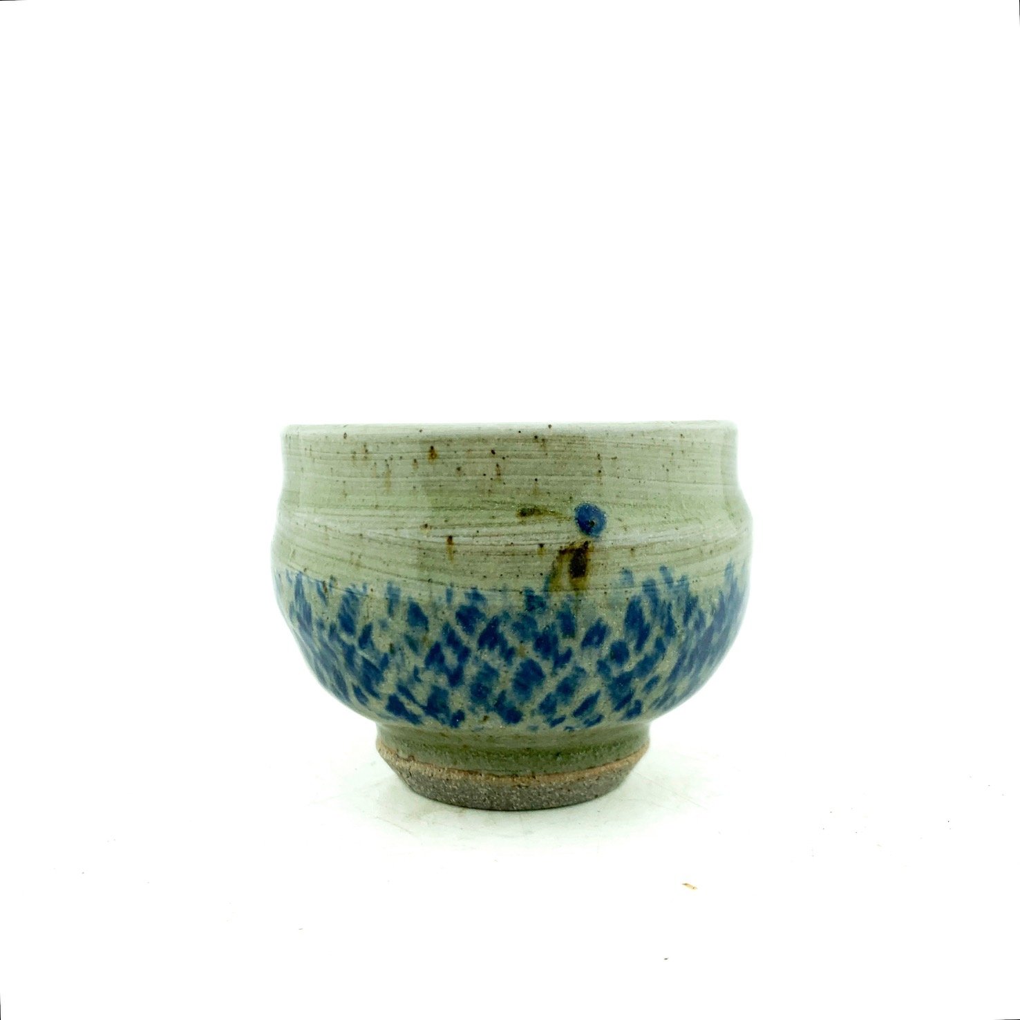 Small footed bowl