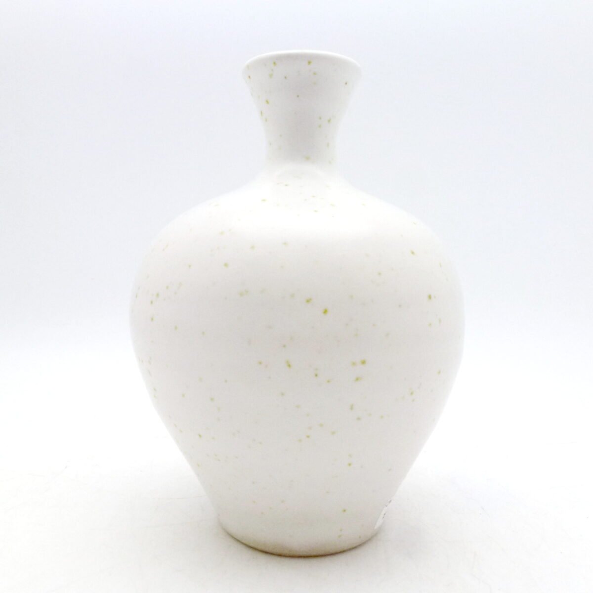 Vase H: 16cm