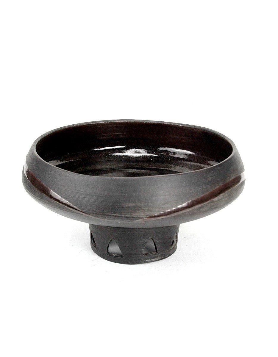 Stoneware pedestal bowl