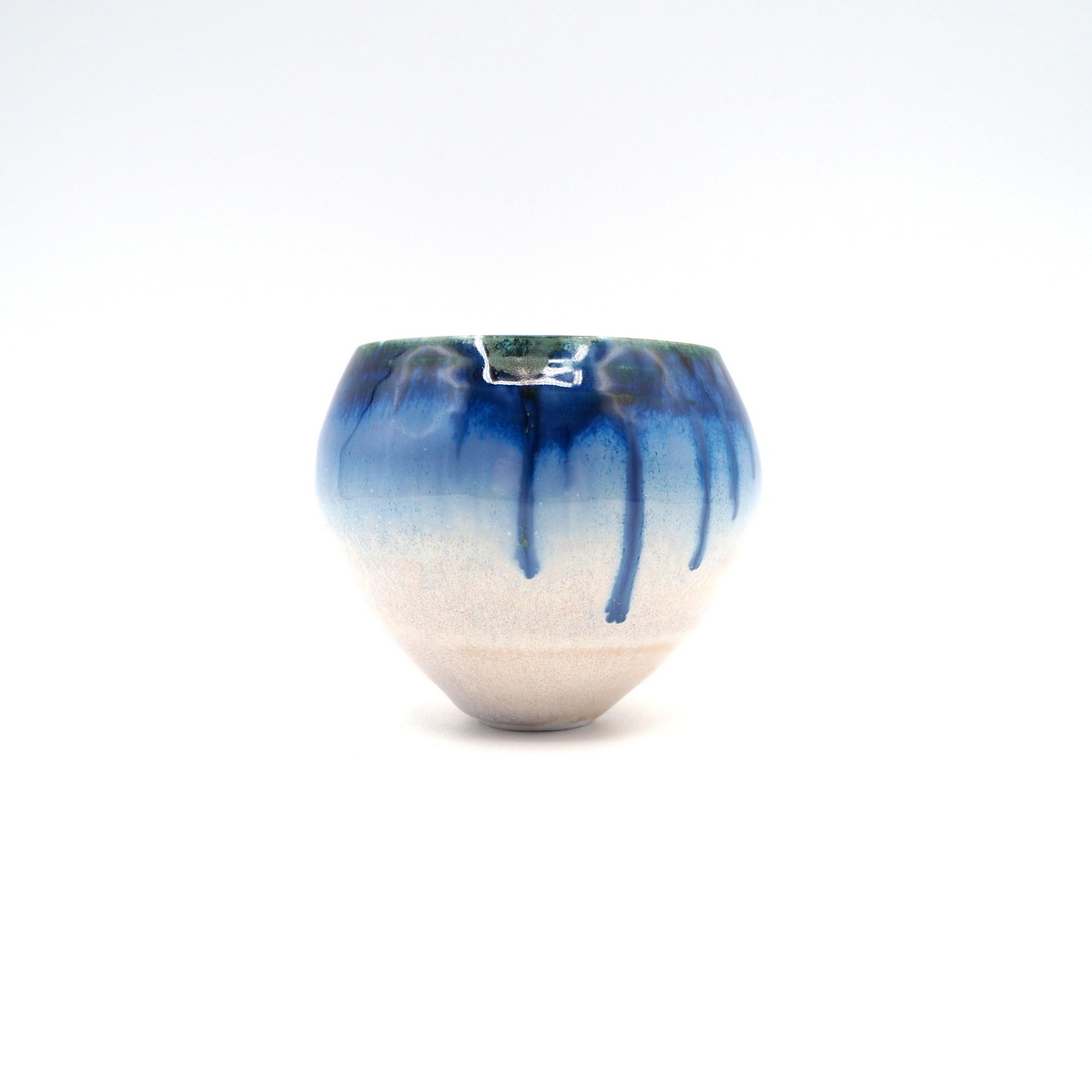 Mini inverted pot